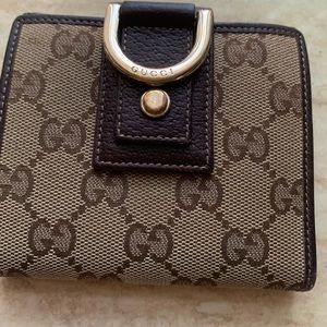 Gucci wallet